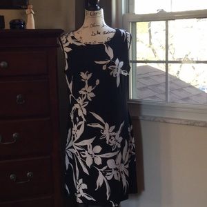 Sleeveless summer dress